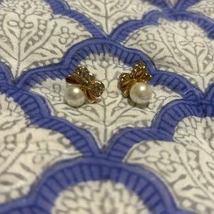 Gold Bow Earrings